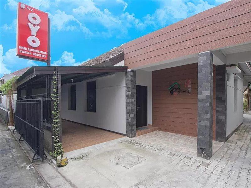 Oyo 572 Omah Gedongkuning Syariah Homestay Yogyakarta Kültér fotó