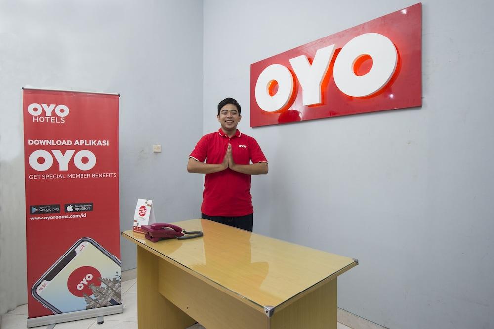 Oyo 572 Omah Gedongkuning Syariah Homestay Yogyakarta Kültér fotó