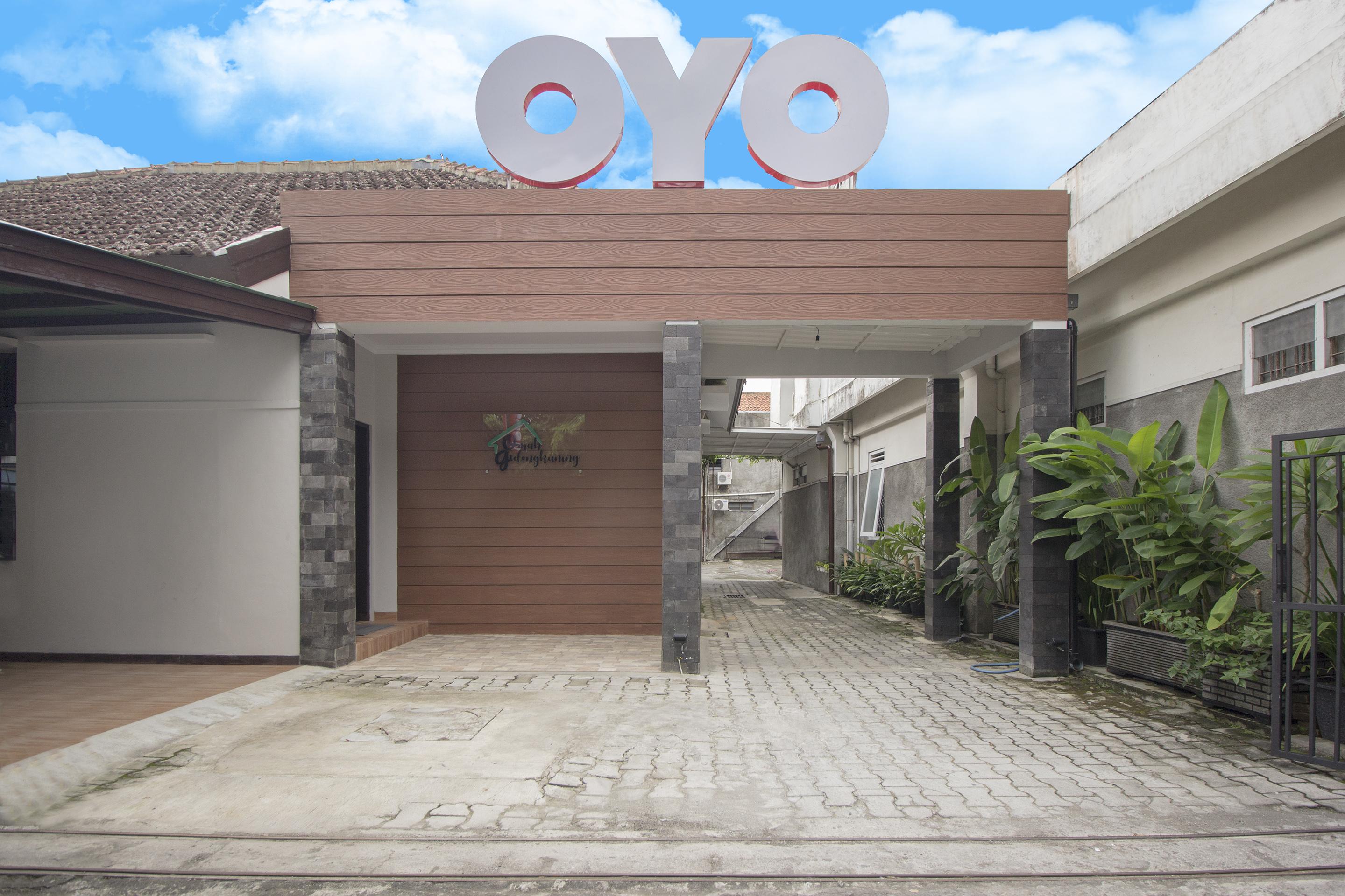 Oyo 572 Omah Gedongkuning Syariah Homestay Yogyakarta Kültér fotó